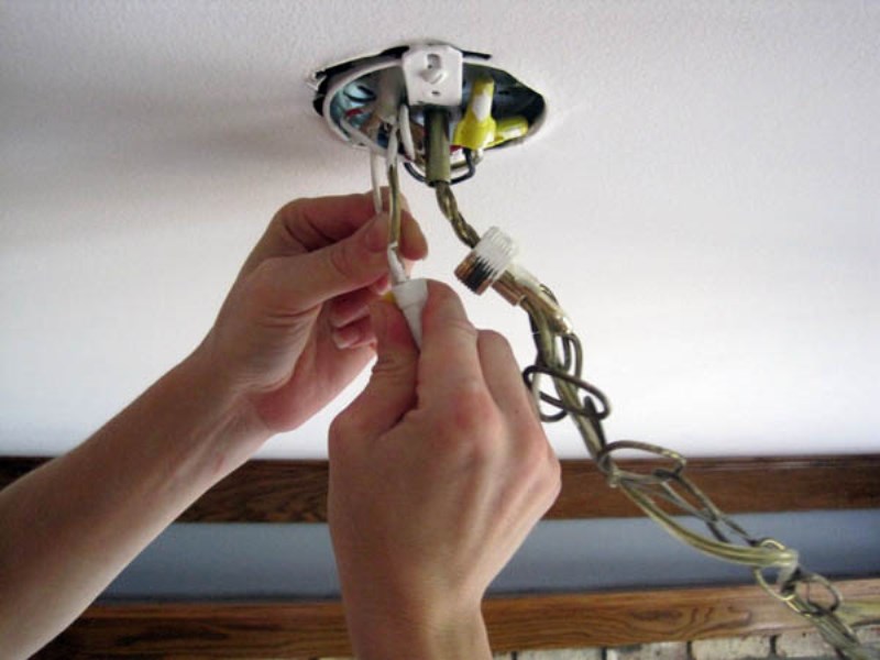 Подключение проводов.