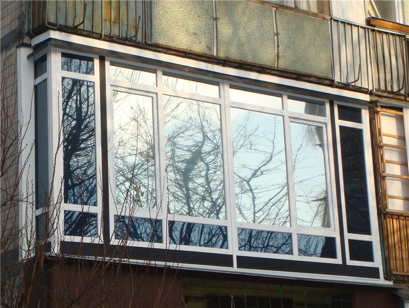 Панорамное застекление балкона