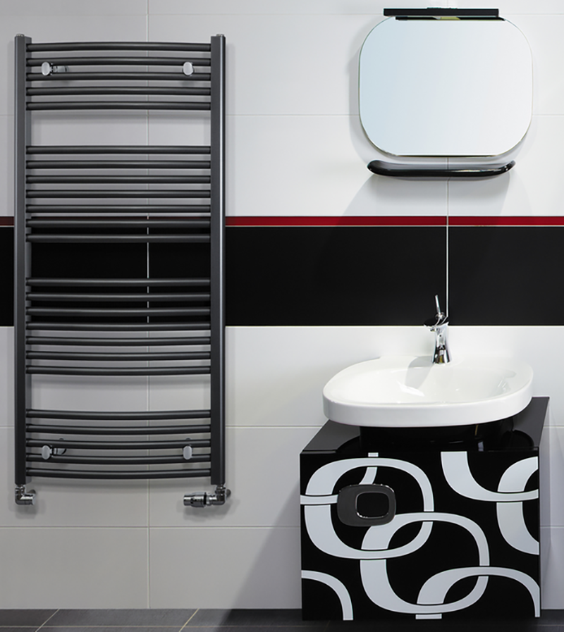 Полотенцесушитель из «черной» стали