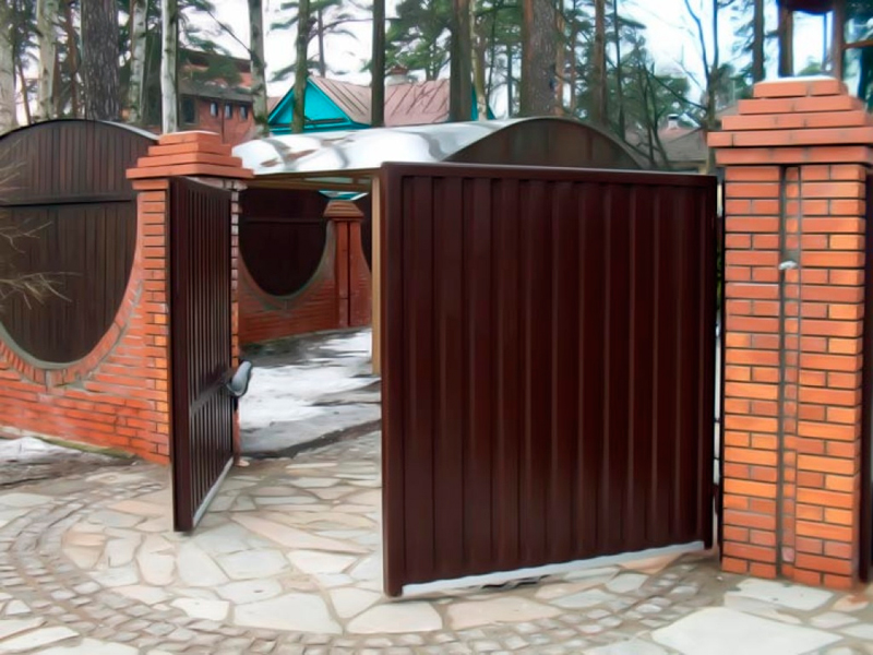 Классические распашные ворота из профлиста