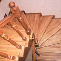 Поворотные лестницы на второй этаж своими руками для дома: что важно знать