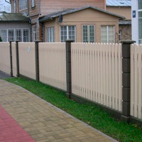 Как сделать забор штакетник деревянный своими руками?