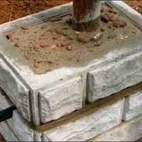 Как забетонировать столбы для забора: подробная инструкция