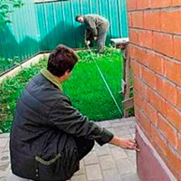 Расстояние от забора до дома и высота ограждения