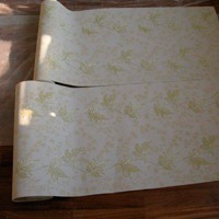 Как правильно клеить обои: согласно инструкции, но с некоторыми дополнениями