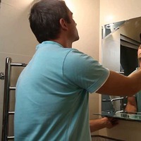 Мастер-класс: как повесить зеркало в ванной на плитку самостоятельно