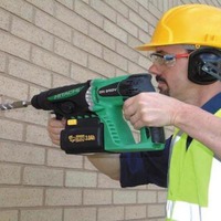 Как сверлить кирпичную стену дрелью правильно: последовательное выполнение процесса