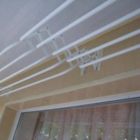 Настенная сушилка для белья на балкон своими руками: удобное решение